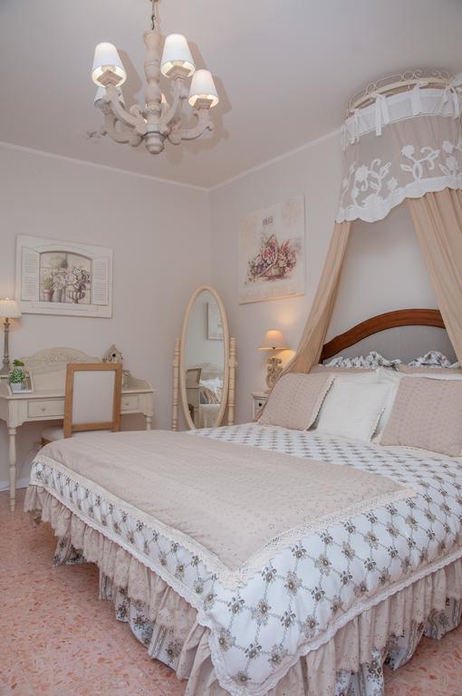 Vacanze Romantiche A מודיקה חדר תמונה