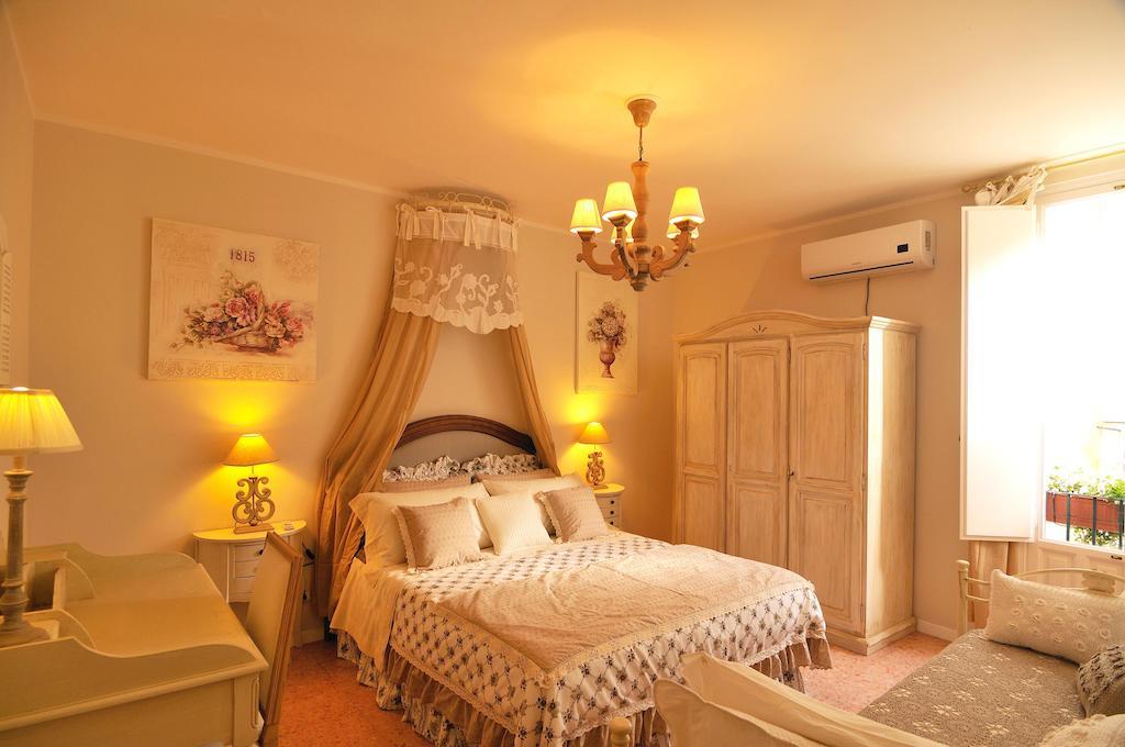 Vacanze Romantiche A מודיקה חדר תמונה