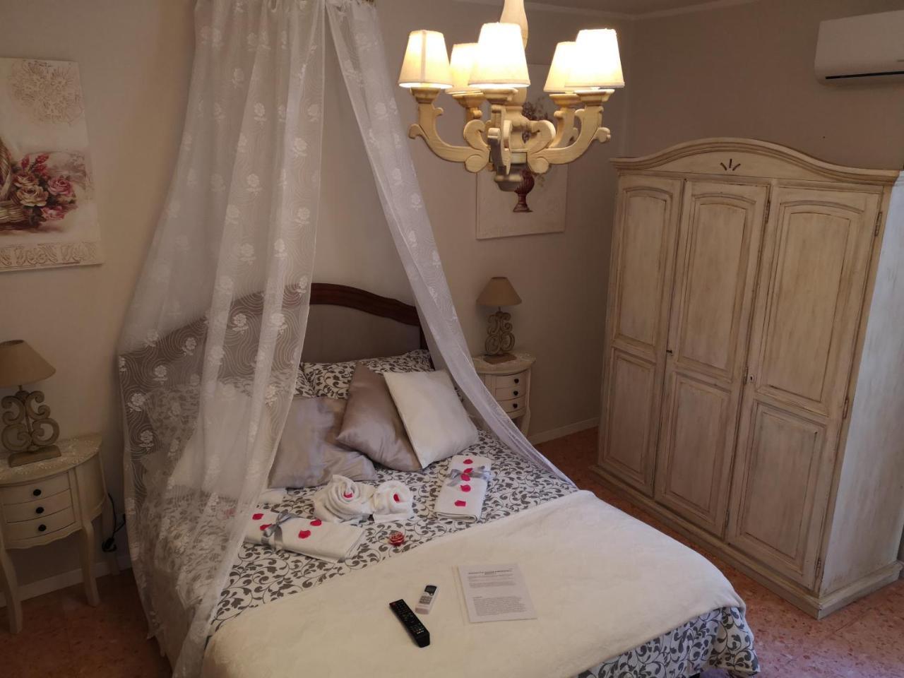 Vacanze Romantiche A מודיקה מראה חיצוני תמונה